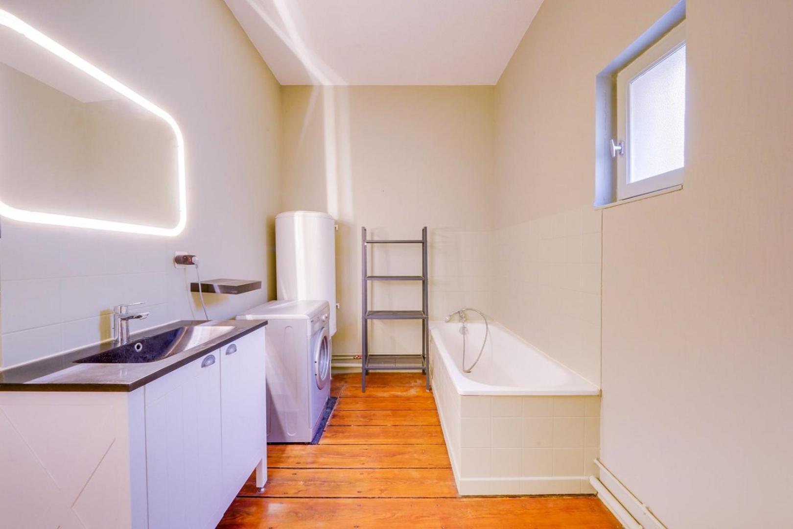 Charming Apartment In The Heart Of Bordeaux Esterno foto
